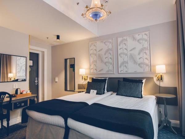 Crystal Plaza Hotel : photo 4 de la chambre chambre lits jumeaux standard