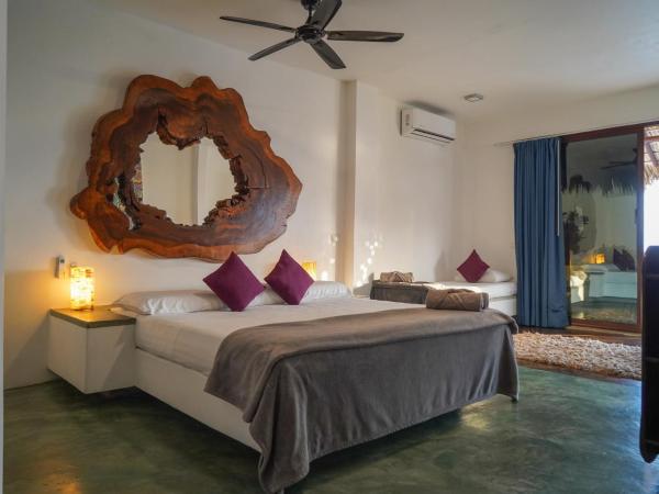 Casa Nova, infinity pool, ocean view, private beach acces, starlink : photo 3 de la chambre chambre double deluxe avec balcon - vue sur mer