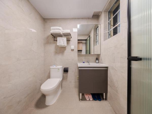 Xi Ke Executive Apartment - Shenzhen Futian Exhibition Center : photo 6 de la chambre chambre king confort