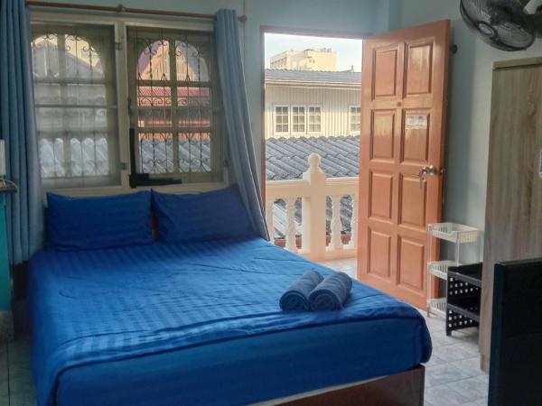 Plaza Huahin : photo 2 de la chambre chambre double avec balcon