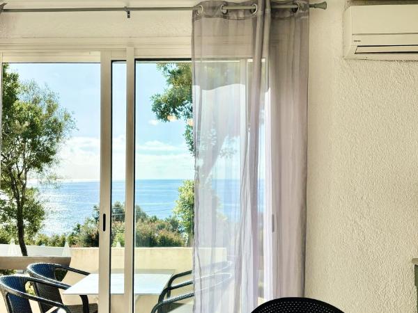 Residence Canella : photo 10 de la chambre villa confort - vue sur mer - 45 m2