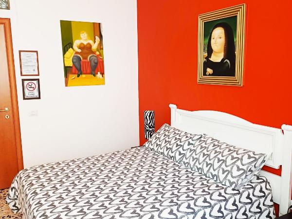 Affittacamere Il Pittoresco : photo 3 de la chambre chambre double ou lits jumeaux avec salle de bains commune