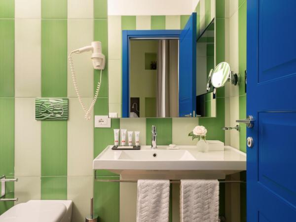 Relais Palazzo del Barone : photo 6 de la chambre chambre double ou lits jumeaux deluxe - vue sur mer