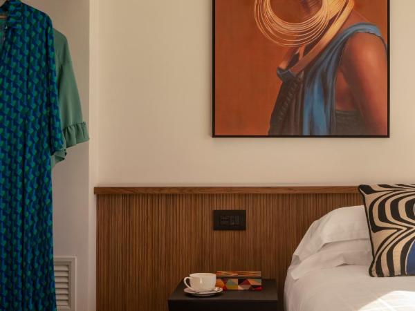 Relais Palazzo del Barone : photo 4 de la chambre chambre double de luxe - vue partielle sur mer - annexe