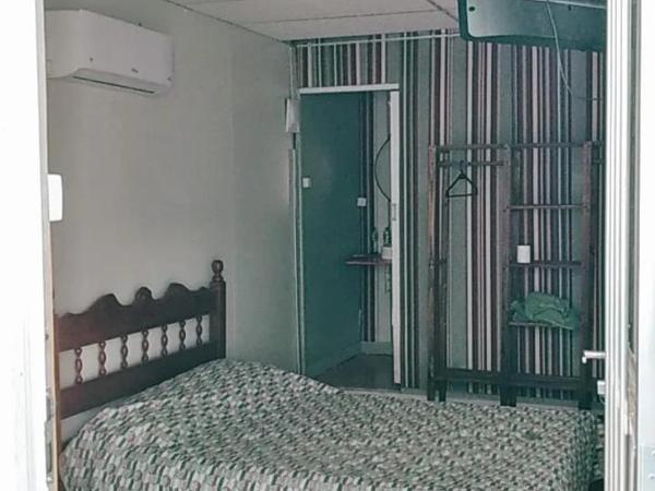 Albergue Cultural Hostel : photo 6 de la chambre studio in a sea container