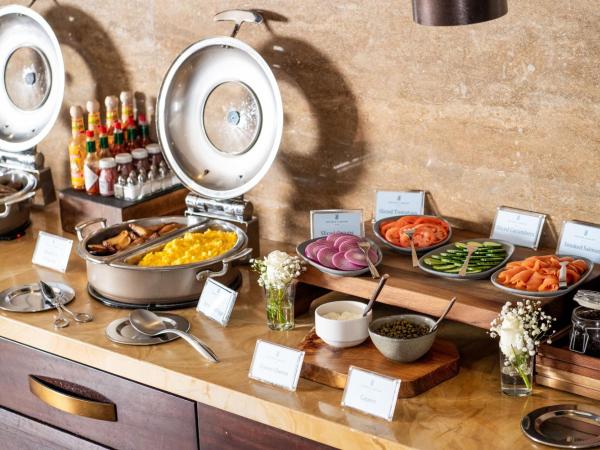 The Ritz-Carlton, Denver : photo 7 de la chambre club lounge access, guest room, 1 king bed