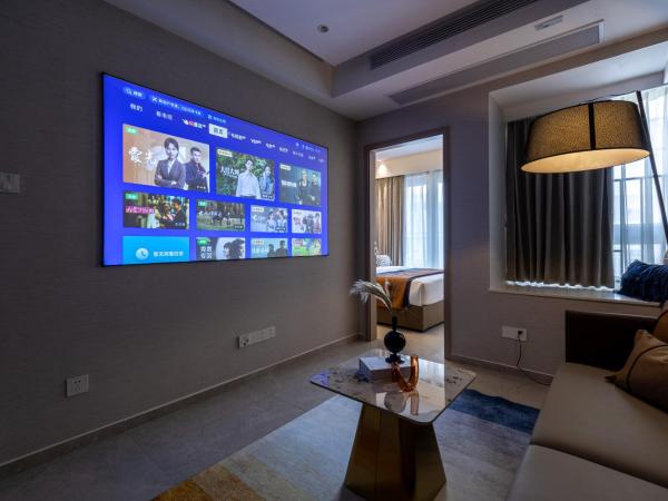 Boruisi Video and Audio Light House - Shenzhen Convention and Exhibition Center Gangxia Metro Station : photo 7 de la chambre suite deluxe 1 chambre