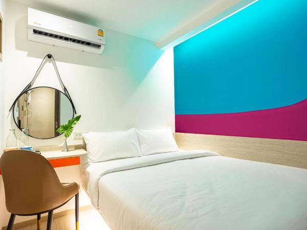 L MINITEL at Night Bazaar Chiangmai : photo 2 de la chambre chambre double Économique