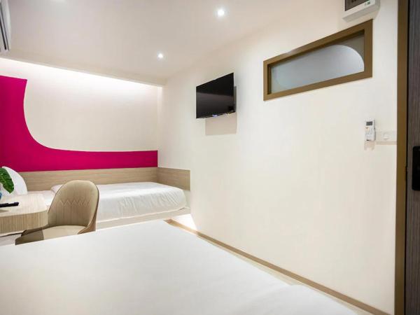 L MINITEL at Night Bazaar Chiangmai : photo 8 de la chambre chambre lits jumeaux Économique