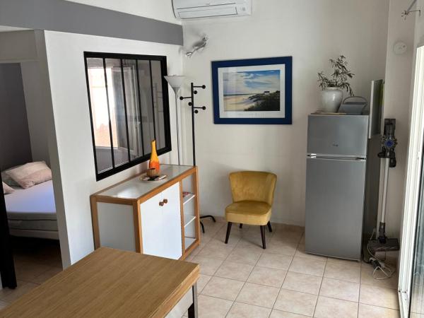 HOLIDAYLAND BAIE DES OLIVIERS VILLA 36m2 1chambre fermée 6 couchages ou VILLA 41M2 2chambres fermées 7 couchages : photo 8 de la chambre villa 1 chambre