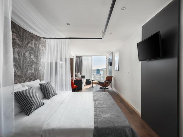 Hotel Mimosa Lido Palace - Maslinica Hotels & Resorts : photo 2 de la chambre suite junior - vue sur mer