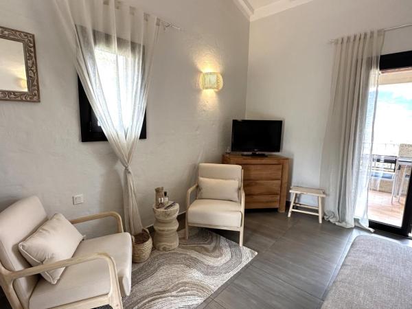 Résidence & Hôtel Aria Marina : photo 3 de la chambre studio - vue sur mer