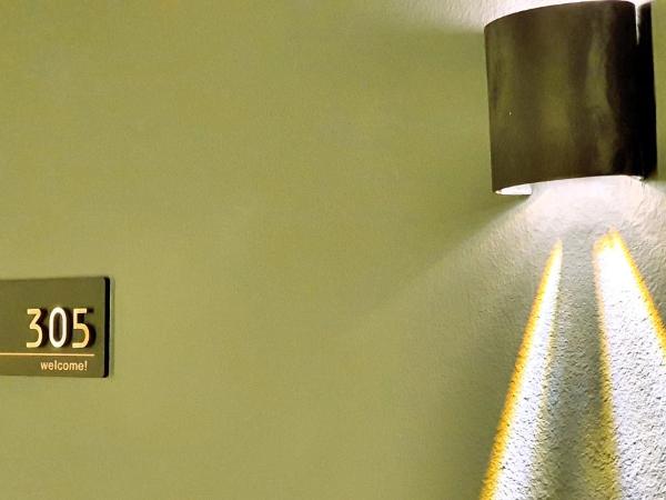 Guesthouse@ Bukit Bintang : photo 3 de la chambre chambre double ou lits jumeaux avec salle de bains commune