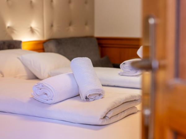 Szinbád Hotel : photo 2 de la chambre chambre double ou lits jumeaux
