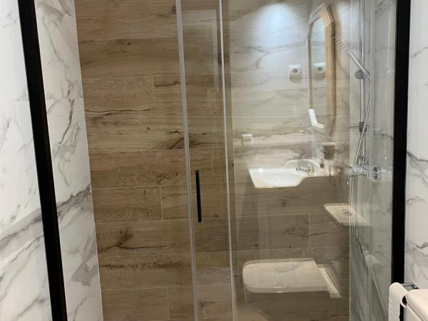 GARDEN HOUSE Madrid : photo 10 de la chambre chambre double