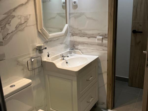 GARDEN HOUSE Madrid : photo 9 de la chambre chambre double