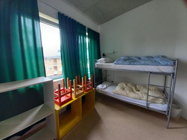 instantSleep Backpackerhostel St Pauli : photo 3 de la chambre lit dans dortoir pour femmes de 6 lits
