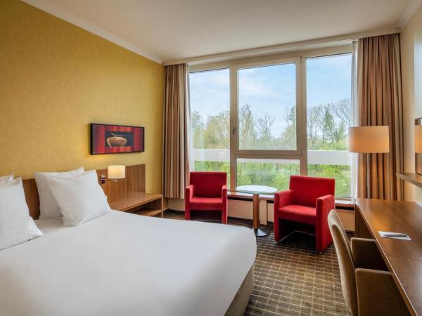 Crowne Plaza Antwerpen, an IHG Hotel : photo 10 de la chambre chambre standard lit queen-size