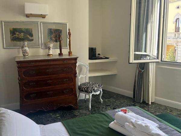Kemani Villa Sara Olbia : photo 5 de la chambre chambre double avec salle de bains privative