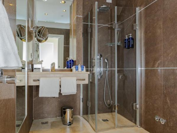 FH55 Hotel Calzaiuoli : photo 1 de la chambre chambre double supérieure