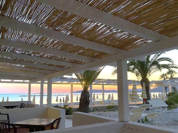 Lido Di Alghero Rooms on the Beach : photo 2 de la chambre chambre double ou lits jumeaux - vue sur mer