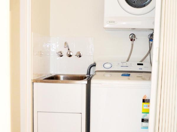 Spring Hill Mews Apartments : photo 9 de la chambre appartement 2 chambres avec balcon