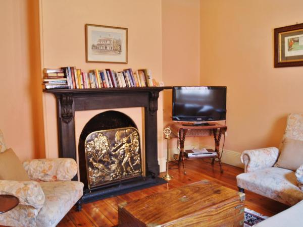 North Adelaide Heritage Cottages & Apartments : photo 4 de la chambre cottage chapel de 2 chambres