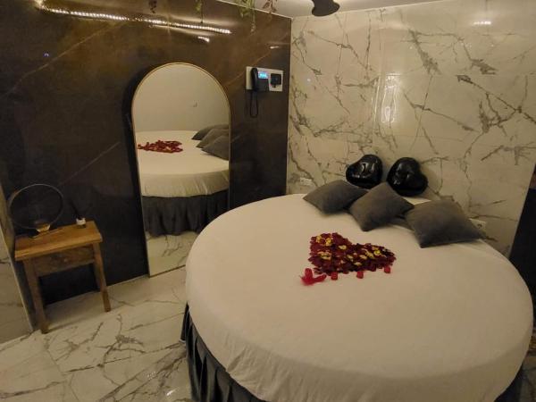 Utopía Alicante - Adults Experience : photo 3 de la chambre chambre double deluxe avec vue sur château