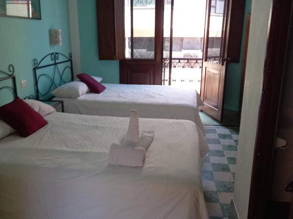 Hotel Reforma : photo 10 de la chambre chambre lits jumeaux avec balcon