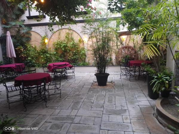 Majaguar : photo 3 de la chambre chambre double ou lits jumeaux avec salle de bains privative