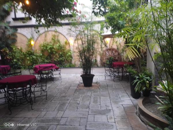 Majaguar : photo 7 de la chambre chambre double ou lits jumeaux avec salle de bains privative