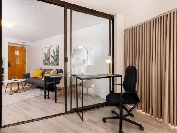 Bishop Suites at Executive Centre : photo 3 de la chambre 1-bedroom mountain view suite