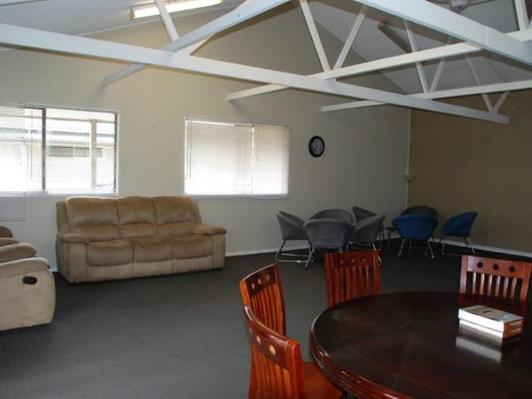VR Auckland Airport : photo 9 de la chambre chambre lits jumeaux standard avec salle de bains commune