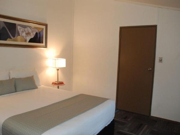 VR Auckland Airport : photo 4 de la chambre chambre lits jumeaux standard avec salle de bains commune