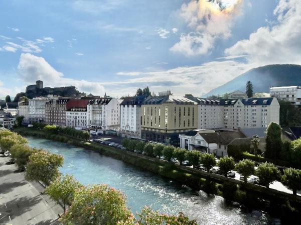 Hôtel Saint Georges : photo 4 de la chambre chambre lit king-size - vue sur montagne