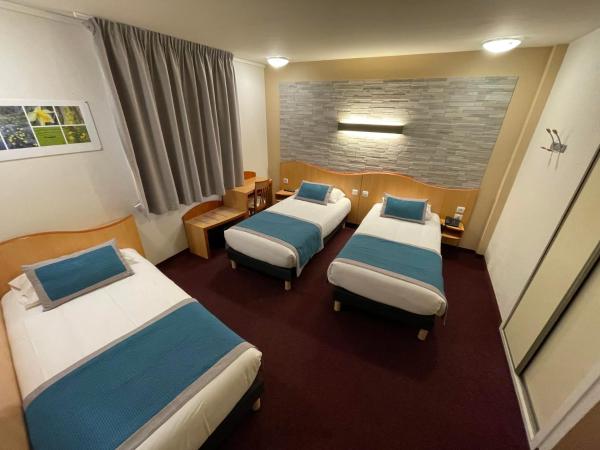 Hôtel Saint Georges : photo 1 de la chambre chambre triple