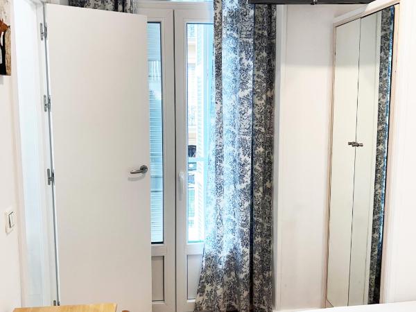 Pensión Régil : photo 5 de la chambre chambre simple avec balcon