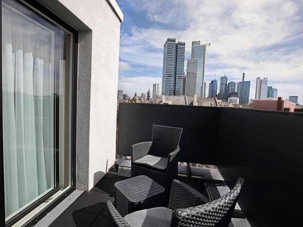 Skyline Hotel City Frankfurt : photo 2 de la chambre chambre double avec balcon
