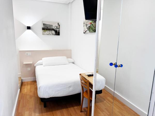 Pensión Régil : photo 4 de la chambre chambre simple