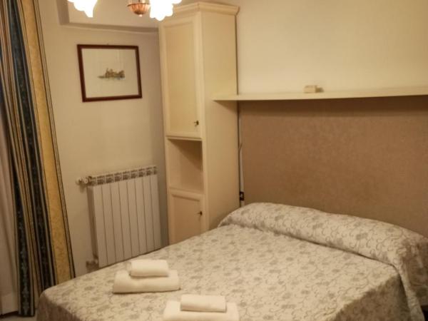 Hotel Henry : photo 5 de la chambre chambre double