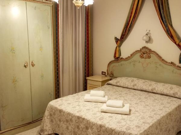 Hotel Henry : photo 5 de la chambre chambre triple