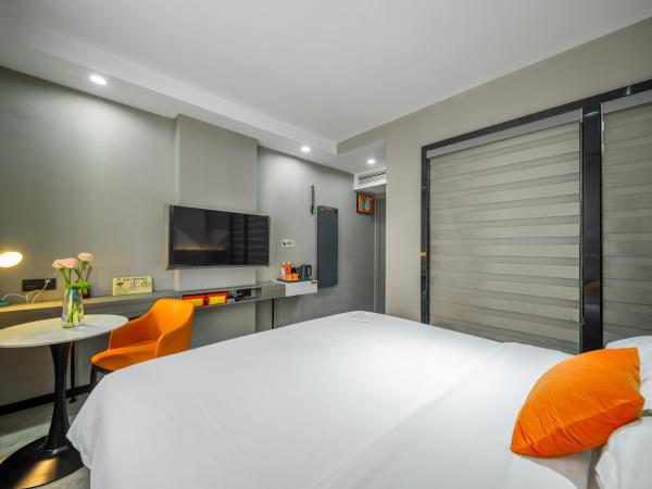 Orient Rose International Hotel : photo 5 de la chambre chambre standard lit queen-size