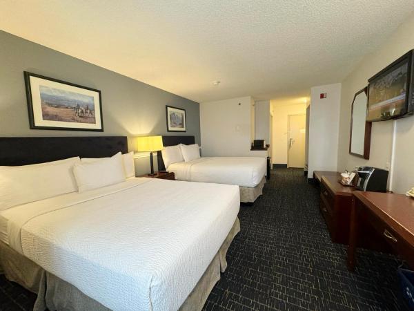 Divya Sutra Plaza and Conference Centre Calgary Airport : photo 10 de la chambre chambre double lit queen-size supérieure 
