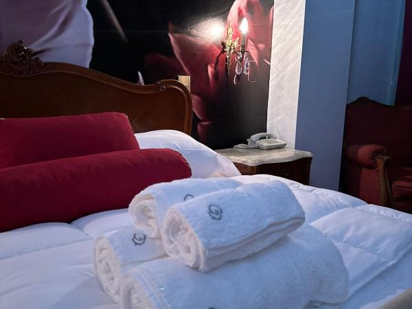 Hotel Boutique Casa & Cava : photo 8 de la chambre chambre double avec salle de bains privative