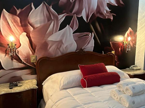 Hotel Boutique Casa & Cava : photo 2 de la chambre chambre double avec salle de bains privative