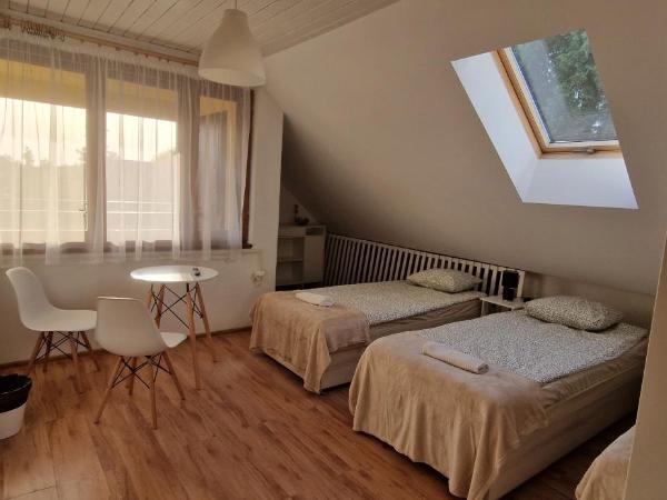 Hostel Milicka : photo 2 de la chambre chambre triple