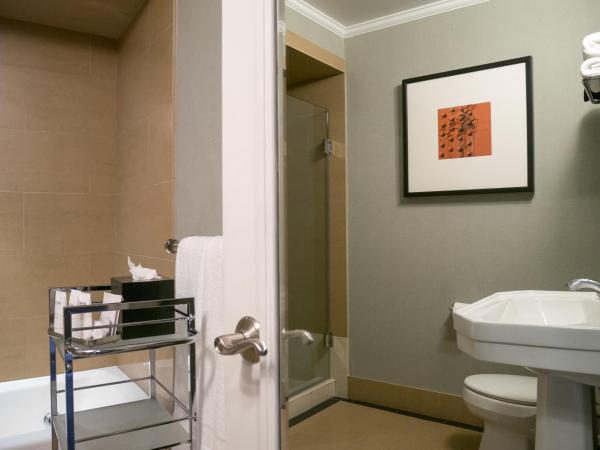 Sentinel Hotel : photo 7 de la chambre suite bridgetown parlour lit king-size