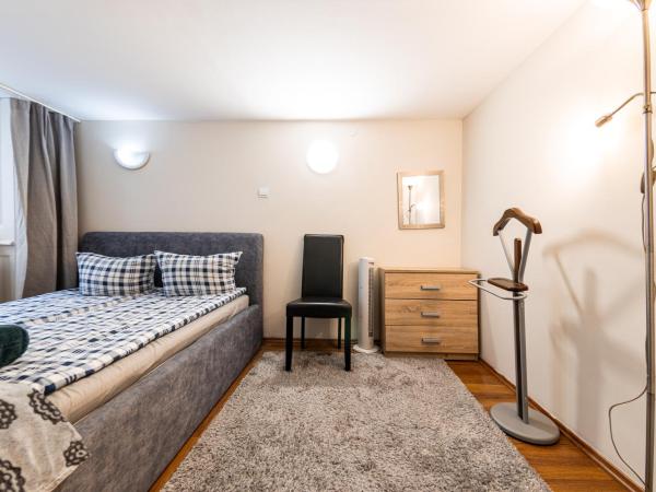 Urban Rooms : photo 6 de la chambre chambre double avec salle de bains commune