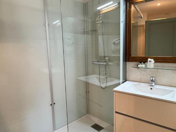 Colomba Hôtel Centre-Ville Historique : photo 2 de la chambre chambre double