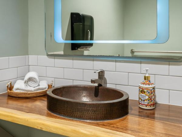 Good Life Resorts : photo 8 de la chambre studio lit queen-size - accessible aux personnes à mobilité réduite